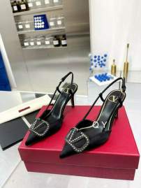 Picture of Valentino Shoes _SKUValentinosz35-405CBY100320352